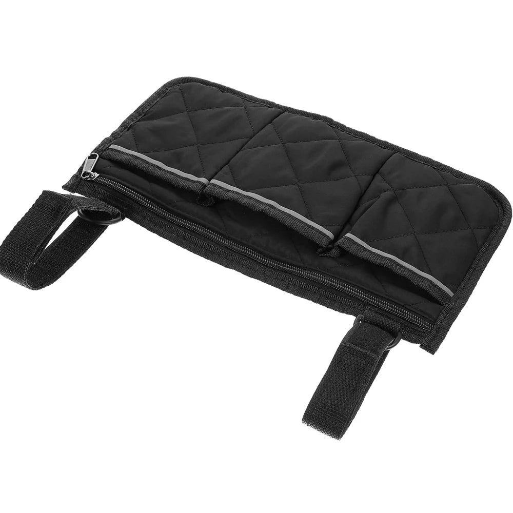 Sac latéral pour accoudoir de fauteuil roulant